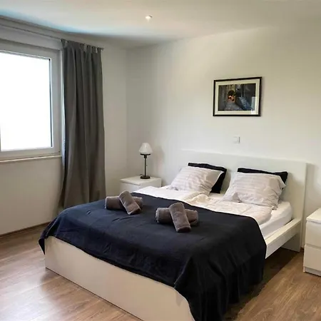 Nin With Private Pool * Rovinjsko Selo