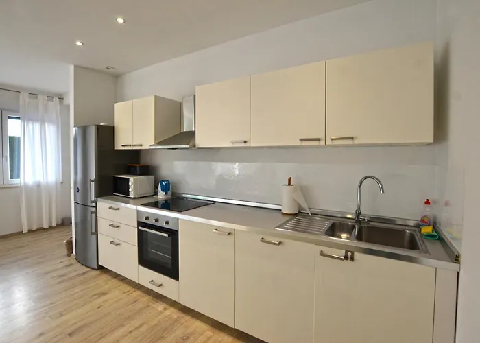 Nin With Private Pool